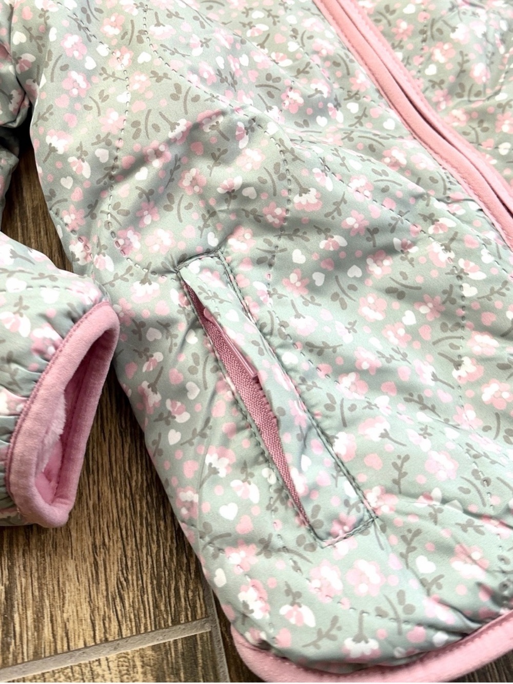 Hunter Toddler Girls' Ditsy Floral Midweight Water Resistant Jacket—3T - Picture 3 of 7